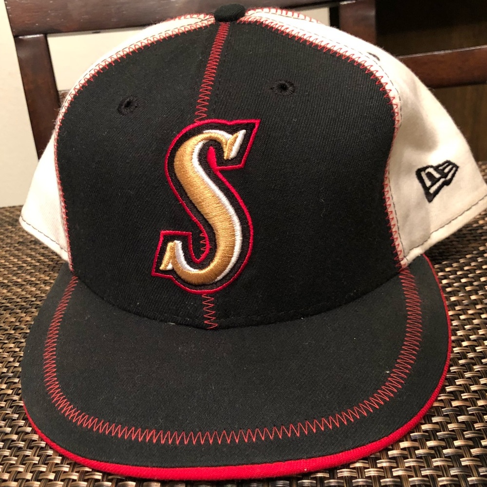 🔴 Philadelphia Sixers New Era Fitted Cap Size 8